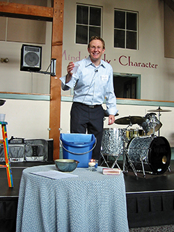 Rev. Ken Preaching Rev. Ken Preaching